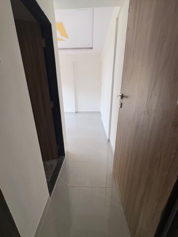 Furnished Amenities in 3 BHK Apartment at Vaibhavlaxmi East Syde, Ghatkopar East – for Rent
