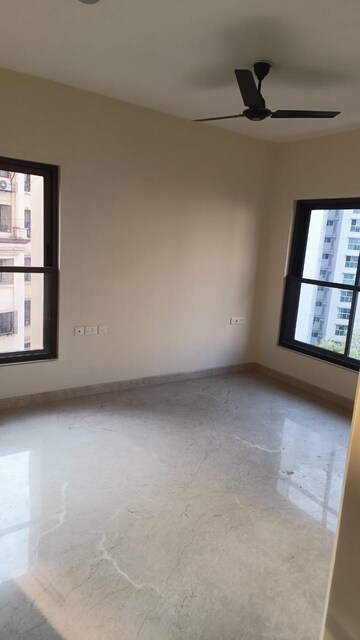 Room in 3 BHK Apartment at K Raheja Ascencio, Chandivali – for Rent