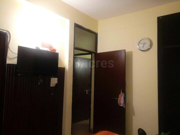 Furnished Amenities in 2 BHK Apartment at Penta Homes, Vip Road – for Rent