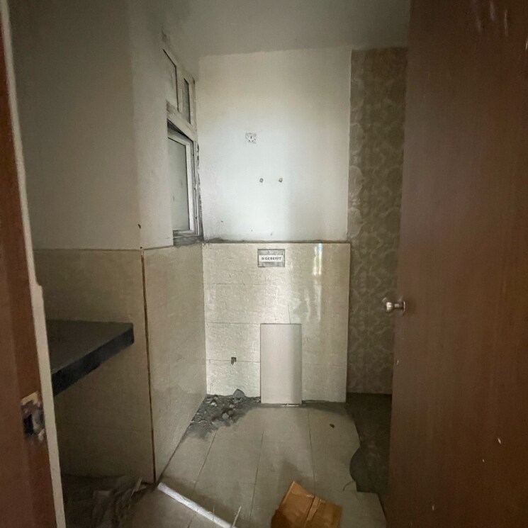 Bathroom, ats-marigold 3 Bedroom 1750 Sq.Ft. Apartment In Sector 89b Gurgaon 8051921