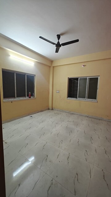 Utility Room in 1.5 BHK Apartment at Bhawani Tower, Keshtopur – for Rent
