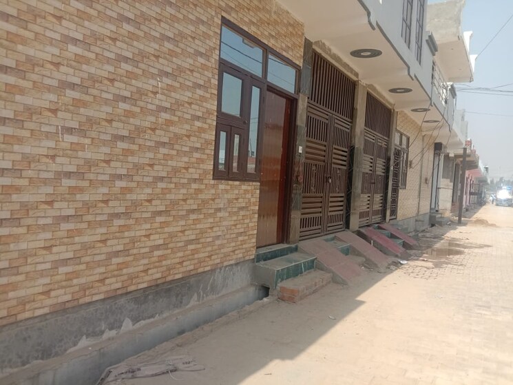 Exterior View, upsidc site b 3 Bedroom 100 Sq.Yd. Villa In Upsidc Site B Greater Noida 8051990