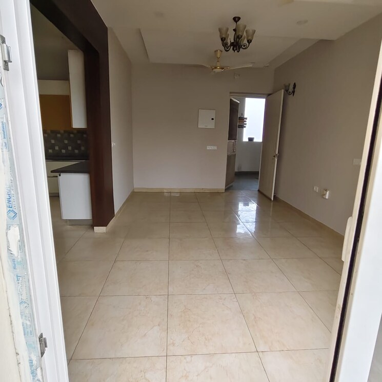 Room, omaxe-grand 3 Bedroom 1900 Sq.Ft. Apartment In Sector 93b Noida 8052049