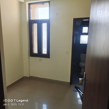 Bedroom in 2 BHK Apartment at Amrapali Pan Oasis, Sector 70 – for Sale