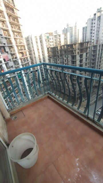 Balcony in 2 BHK Apartment at Amrapali Pan Oasis, Sector 70 – for Sale