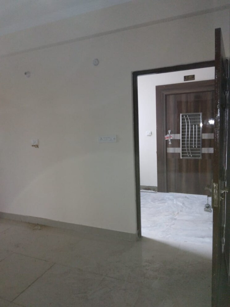 Room, deva road 2 Bedroom 1120 Sq.Ft. Apartment In Deva Road Lucknow 8052060