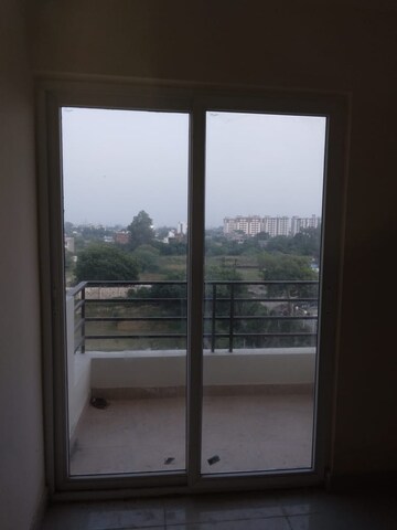 Room in 2 BHK Apartment at Deva Road – for Sale