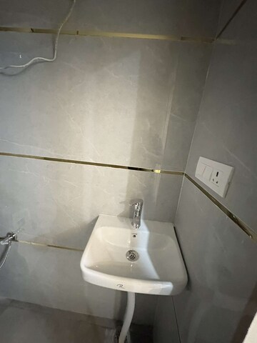 Bathroom in 1 RK Apartment at Pioneer Park Phase 1, Sector 61 – for Rent