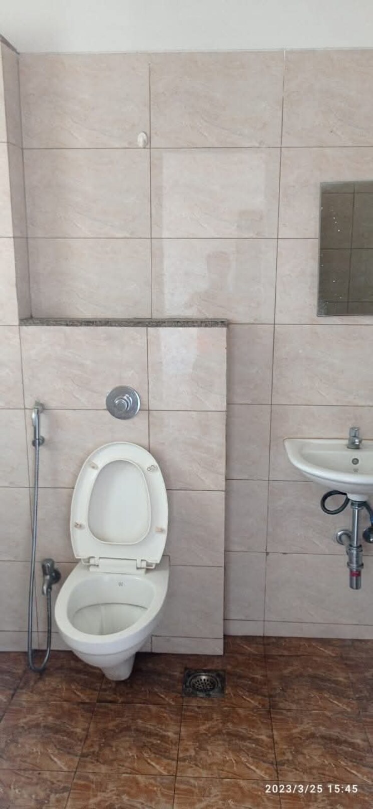 Bathroom, amanora-victory-towers 2 Bedroom 788 Sq.Ft. Apartment In Hadapsar Pune 8052116