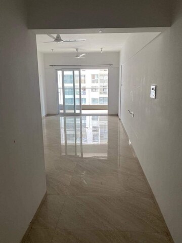 Room in 2 BHK Apartment at Panchshil Eon Free Zone, Kharadi – for Rent