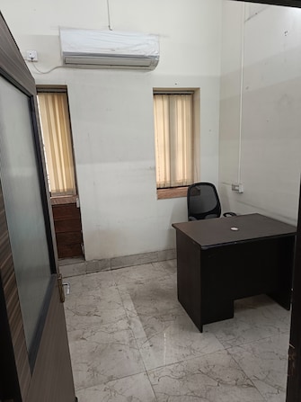 Commercial Office Space 750 Sq.Ft. For Rent in Rabindra Sarovar Kolkata  8052148