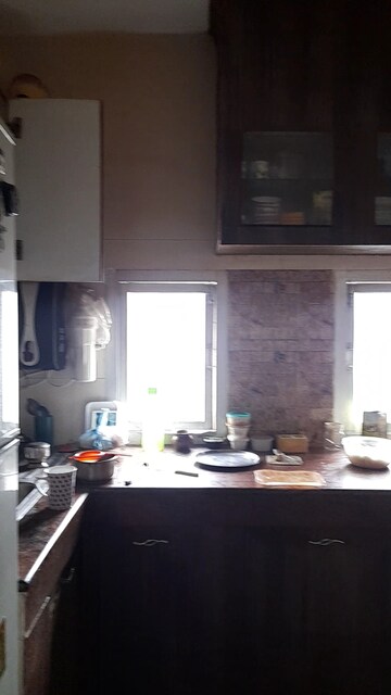 Kitchen in 3.5 BHK Apartment at Mayur Vihar Phase 1 – for Sale