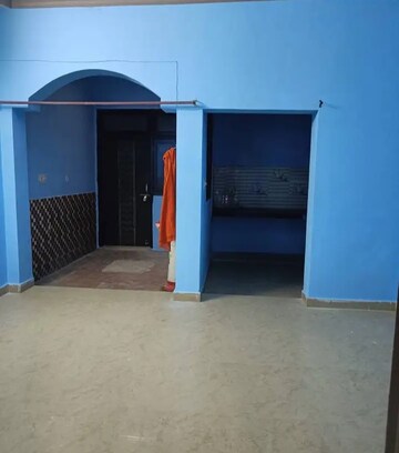 Room in 2 BHK Villa at Jankipuram – for Rent