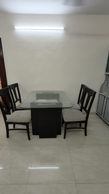Master Bedroom in 2 BHK Apartment at Garden View CHS Andheri, Andheri West – for Rent