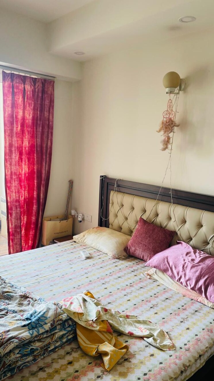 Bedroom, vatika-india-next 2 Bedroom 929 Sq.Ft. Apartment In Sector 82 Gurgaon 8052213