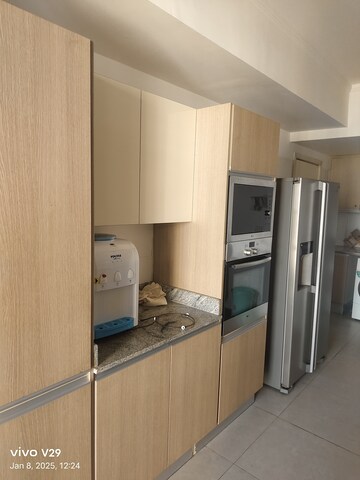 Kitchen in 4 BHK Apartment at DLF Park Place, Sector 54 – for Rent