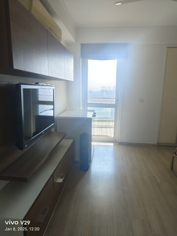 Kitchen in 4 BHK Apartment at DLF Park Place, Sector 54 – for Rent