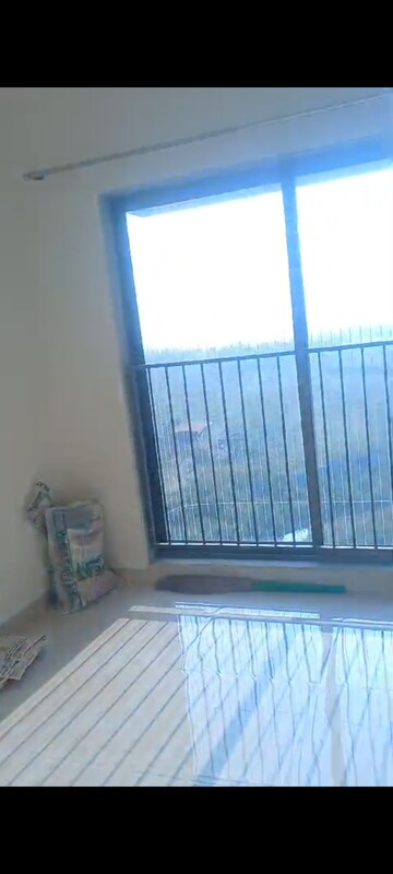 Furnished Amenities in 3 BHK Apartment at Sunteck Maxxworld, Naigaon East – for Rent