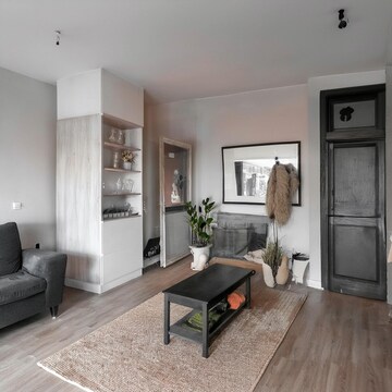 Living Room in 4 BHK Apartment at Garia – for Rent