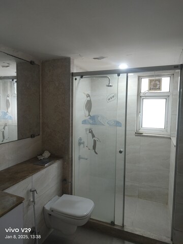 Bathroom in 4 BHK Apartment at DLF The Belaire, Sector 54 – for Rent