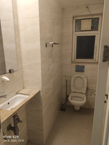 Bathroom in 4 BHK Apartment at DLF The Belaire, Sector 54 – for Rent
