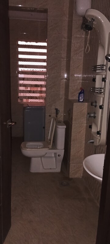 Bathroom in 2 BHK Apartment at Vile Parle West – for Rent