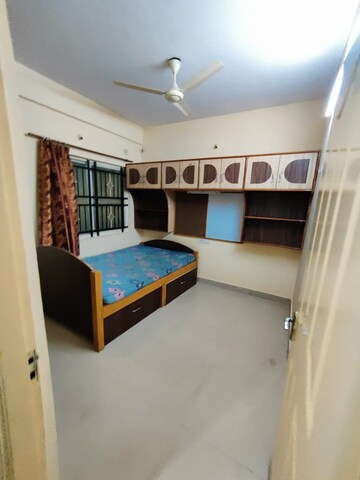 Team Area in 3 BHK Apartment at Vandana Flora, Hsr Layout – for Sale