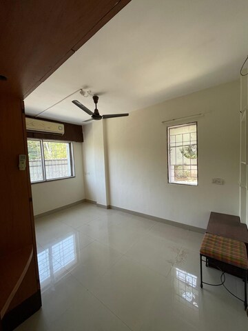 Room in 2 BHK Apartment at Grace Apartment Bavdhan, Bavdhan – for Rent