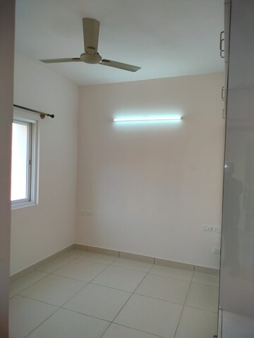 Room in 3 BHK Apartment at Prestige Finsbury Park Regent, Bagaluru  – for Rent