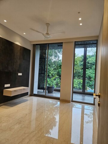 1 BHK Builder Floor For Rent in Janakpuri