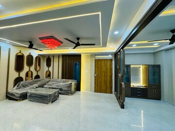 Gym in 3 BHK Builder Floor at CM Town Square, Mangyawas – for Sale