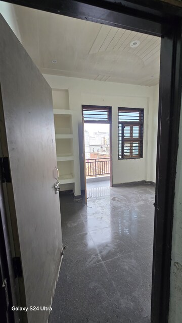 Building Lobby in 2 BHK Builder Floor at Maruti Kunj – for Rent