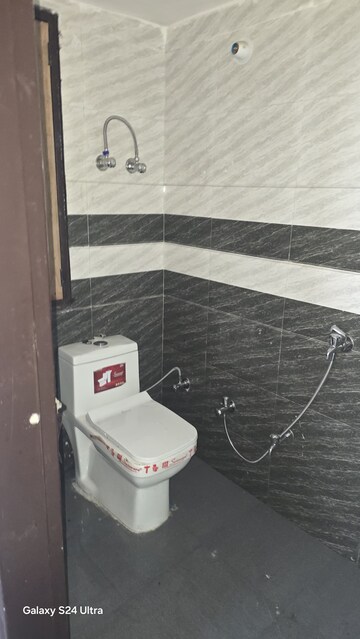 Bathroom in 2 BHK Builder Floor at Maruti Kunj – for Rent