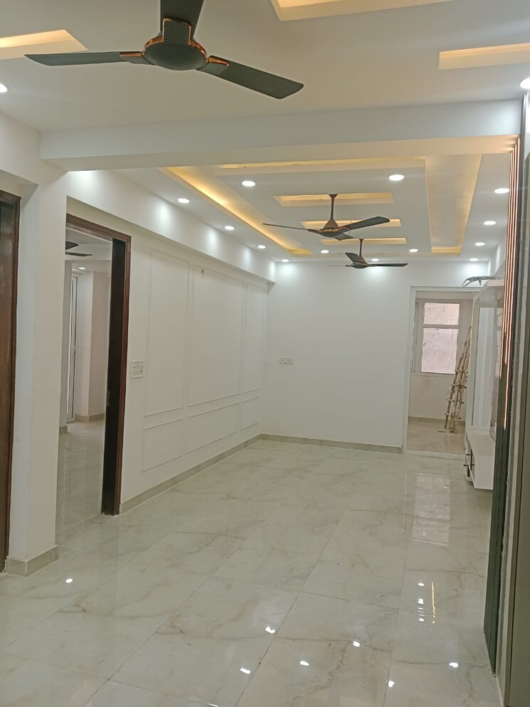 undefined, sector 22 dwarka 4 Bedroom 2200 Sq.Ft. Apartment In Sector 22 Dwarka Delhi 8052587