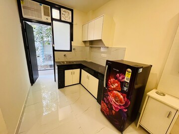 Furnished Amenities in 1 BHK Builder Floor at DLF City Court, Sector 24 – for Rent