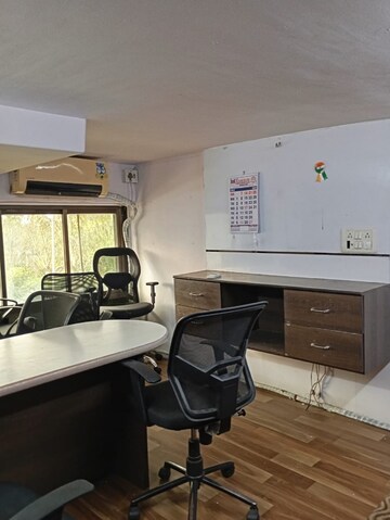  Office Space For Rent in Haware Fantasia, Sector 28