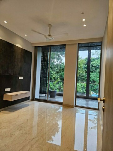 Room in 2 BHK Builder Floor at Tagore Garden – for Rent