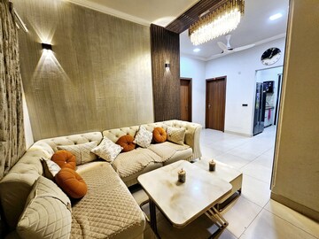Bedroom in 4 BHK Apartment at Central Park Flower Valley Aqua Front Towers, Sohna Sector 33 – for Rent