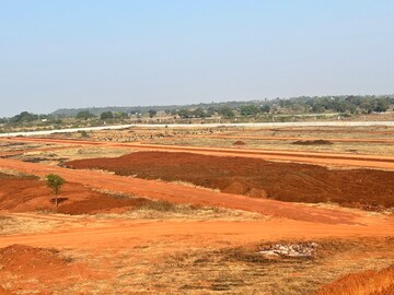  Plot For Sale in Manneguda
