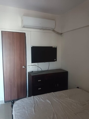Room in 2 BHK Apartment at Amit Colori, Undri – for Rent