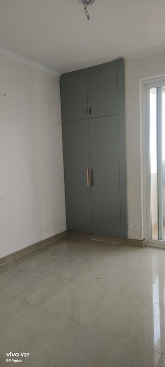 2.5 BHK Apartment For Rent in Amrapali Riverview Amrapali Leisure Valley Greater Noida  8052704