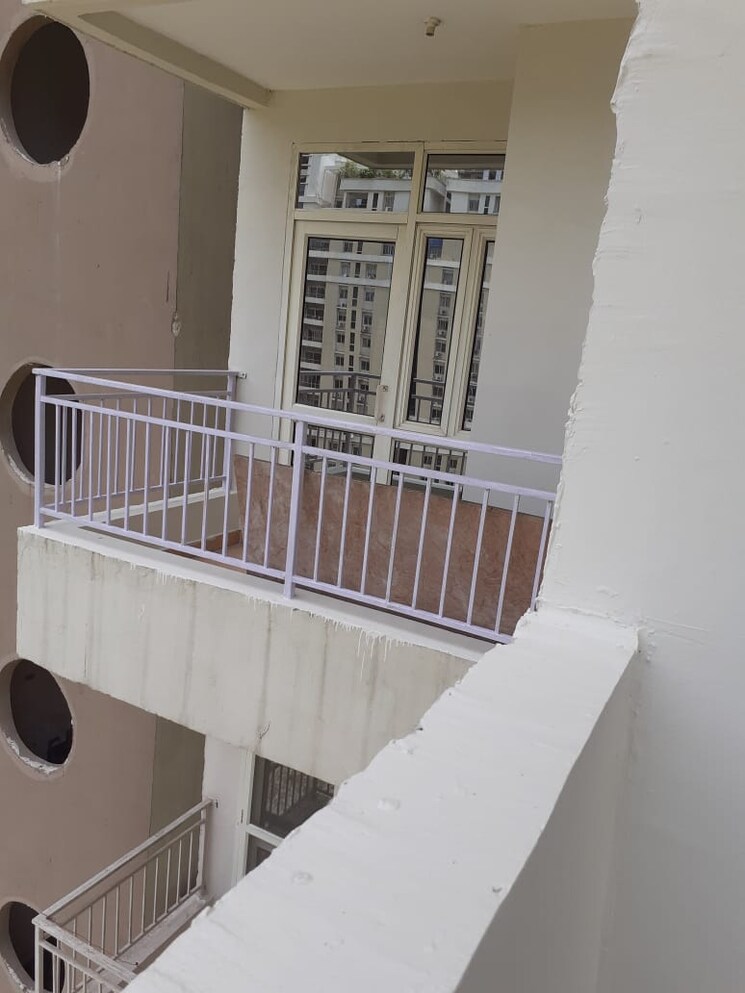 Balcony, supertech-ecociti 3 Bedroom 1405 Sq.Ft. Apartment In Sector 137 Noida 8052703