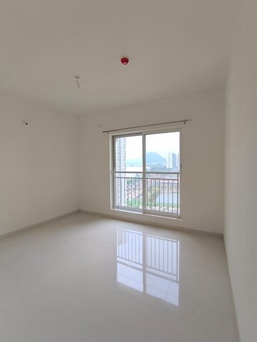 Room in 2 BHK Apartment at Godrej Nurture Pune, Mamurdi – for Rent