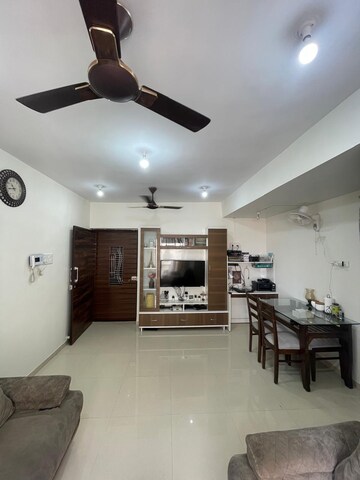 Living Room in 2 BHK Apartment at Riverdale Tower, Andheri East – for Sale