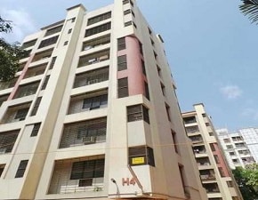 2.5 BHK Apartment For Rent in Riddhi Tower, Malad East