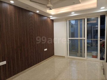 Room in 3 BHK Builder Floor at Sector 26a – for Sale
