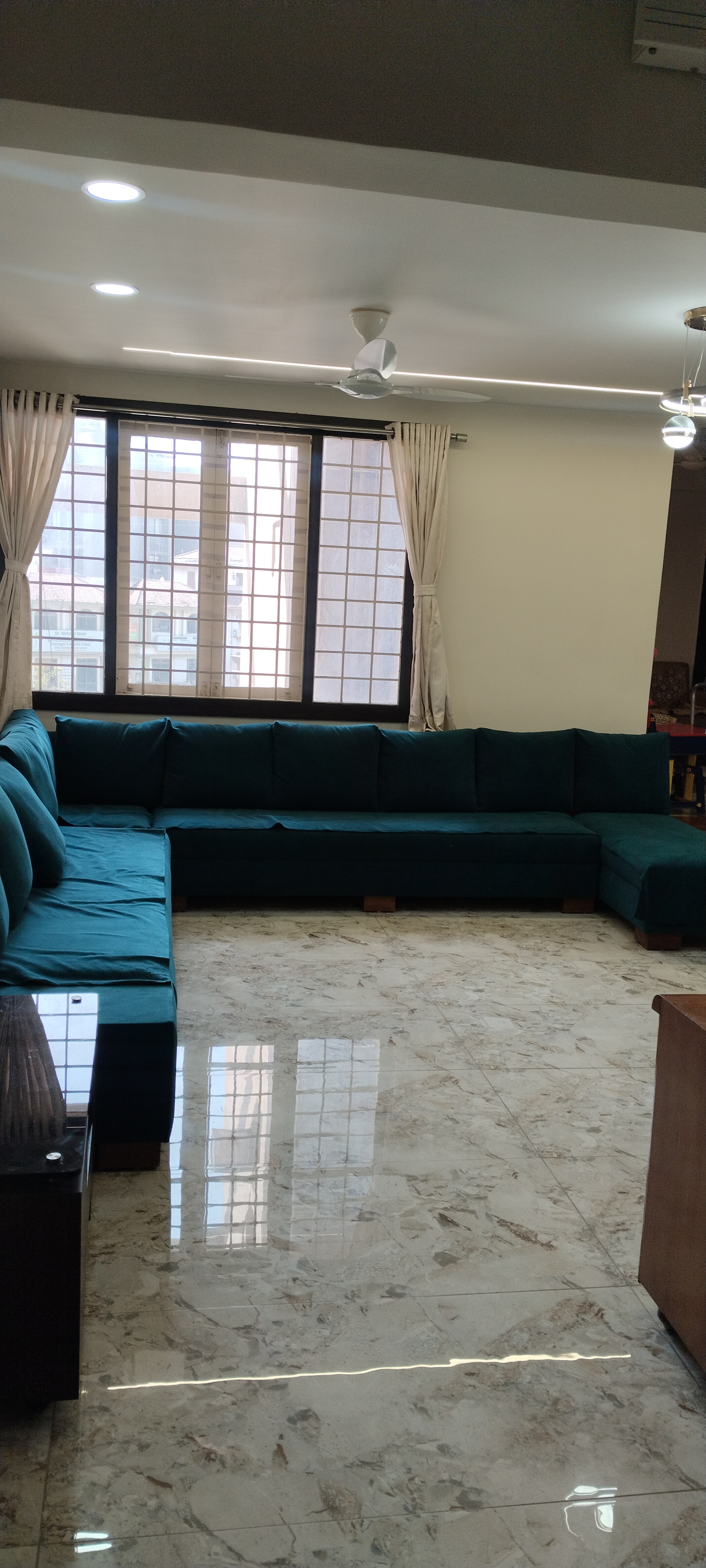 3 BHK + Extra Room Apartment For Sale in Satellite