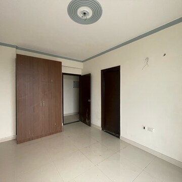 Room in 4 BHK Apartment at Cosmos Express 99, Gopalpur – for Sale
