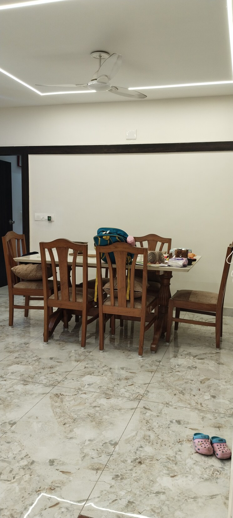 Living Room, satellite 3 Bedroom 2300 Sq.Ft. Apartment In Satellite Ahmedabad 8052859