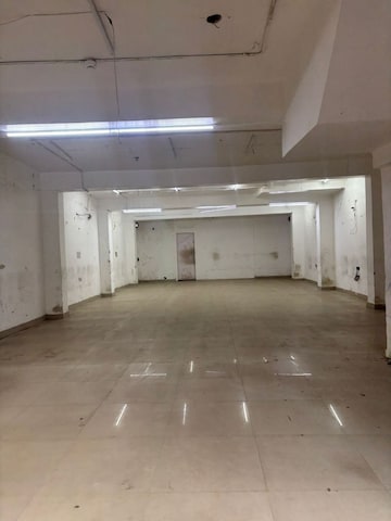 Commercial Showroom 70000 Sq.Ft. For Resale in Hoshangabad Road Bhopal  8041531